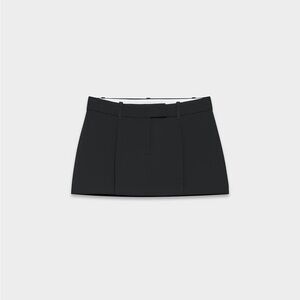 Aritzia Define Skort - Crepette™ - Size 2 - Black
